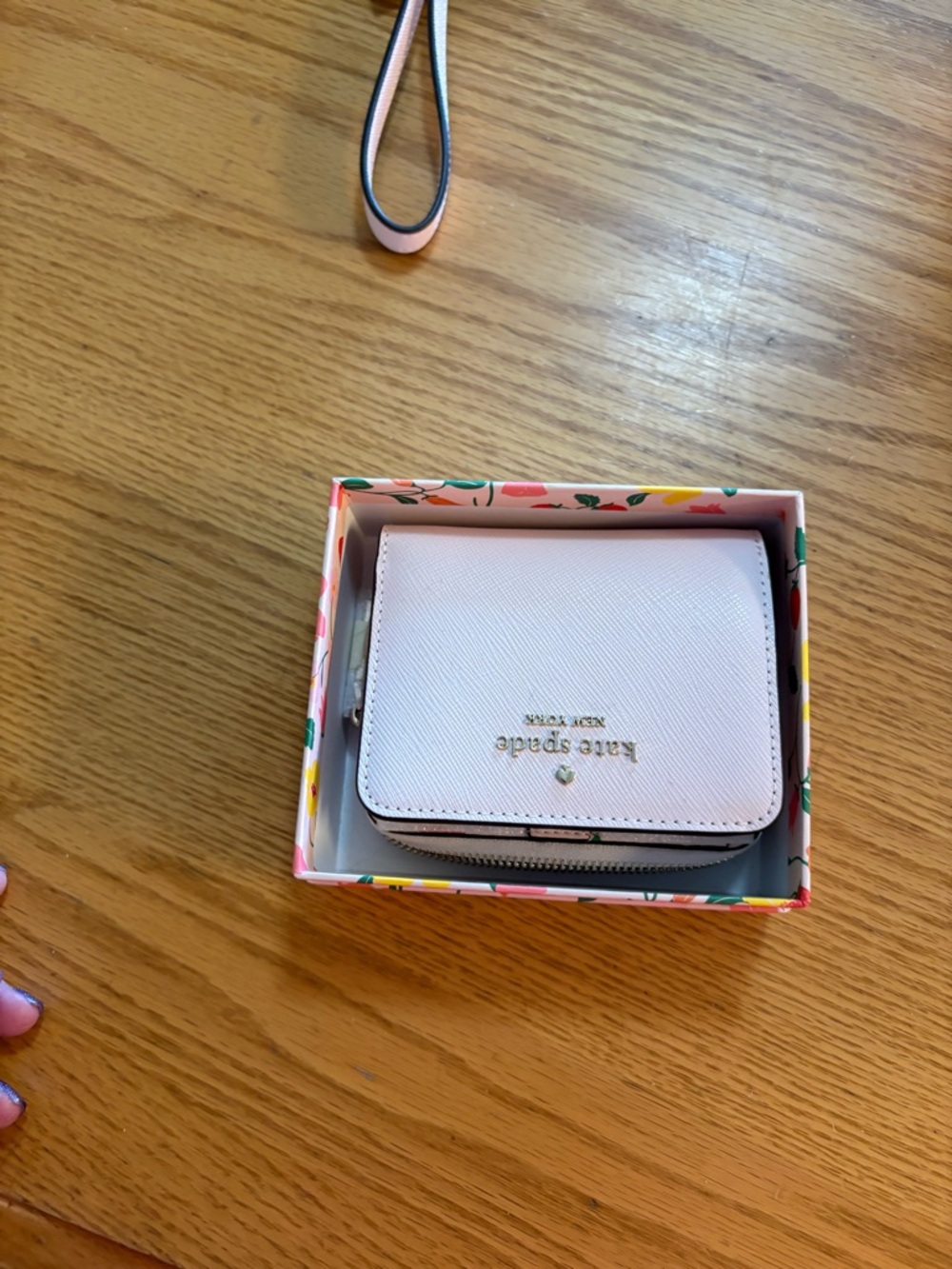 kate spade Blush Pink Compact Wallet with Gold Logo Madison KG618